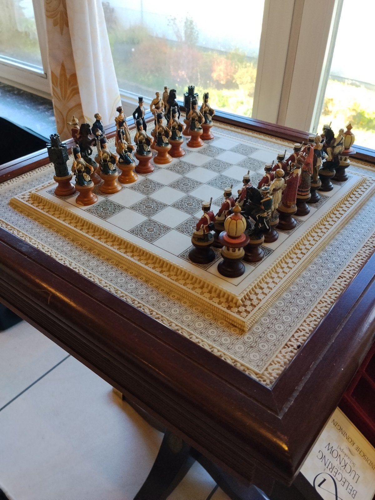 Table d'échecs complète avec certificat, Maison & Meubles, Enlèvement