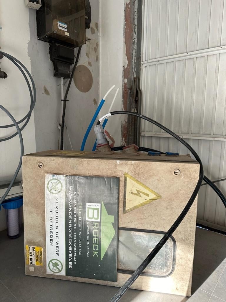 Werfkast 3x400V+N, Doe-het-zelf en Bouw, Ophalen, Gebruikt, Overige typen