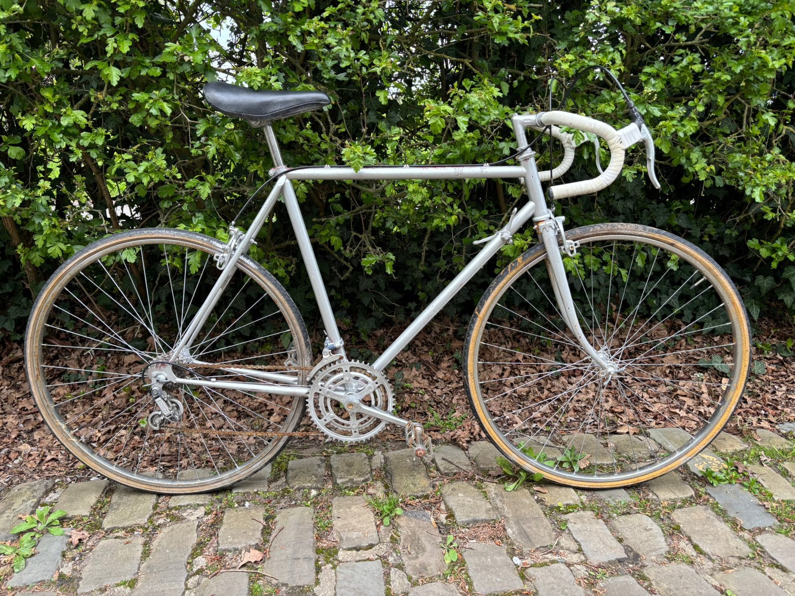 Pour mettre de l'ordre dans un vélo de course, Enlèvement, Comme neuf