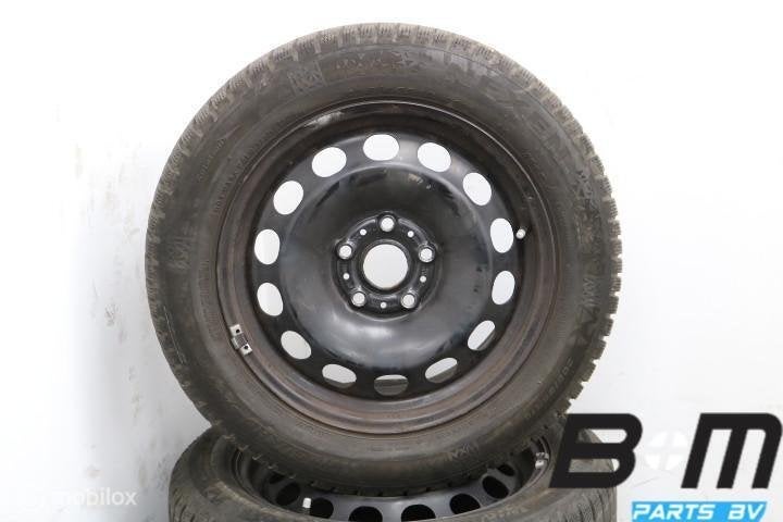 Org 16 inch velgen + winterbanden VW Golf 8 5Q0601025BQ, Auto-onderdelen, Banden en Velgen, Gebruikt, Velg(en)