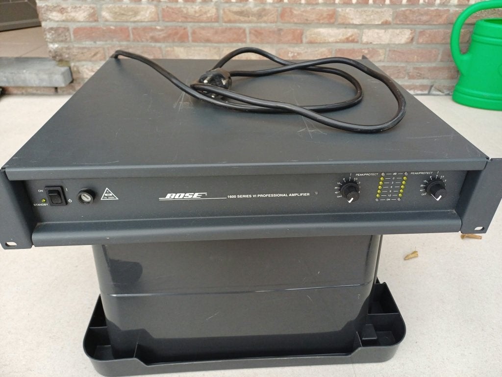 Bose 1600 type 6 versterker, Ophalen, Gebruikt, 120 watt of meer, Overige merken
