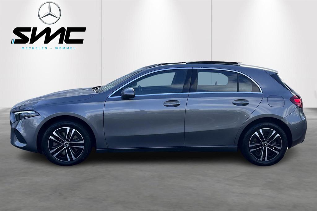 Mercedes-Benz A-klasse A 250 e Business Line, Auto's, Stof, Gebruikt, Zwart, 16 kWh
