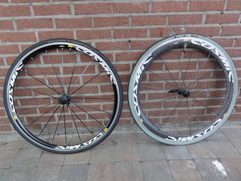 Carbon voor koersfiets wielen merk COSMIC allebei vr 45 euro, Ophalen, Carbon, 28 inch