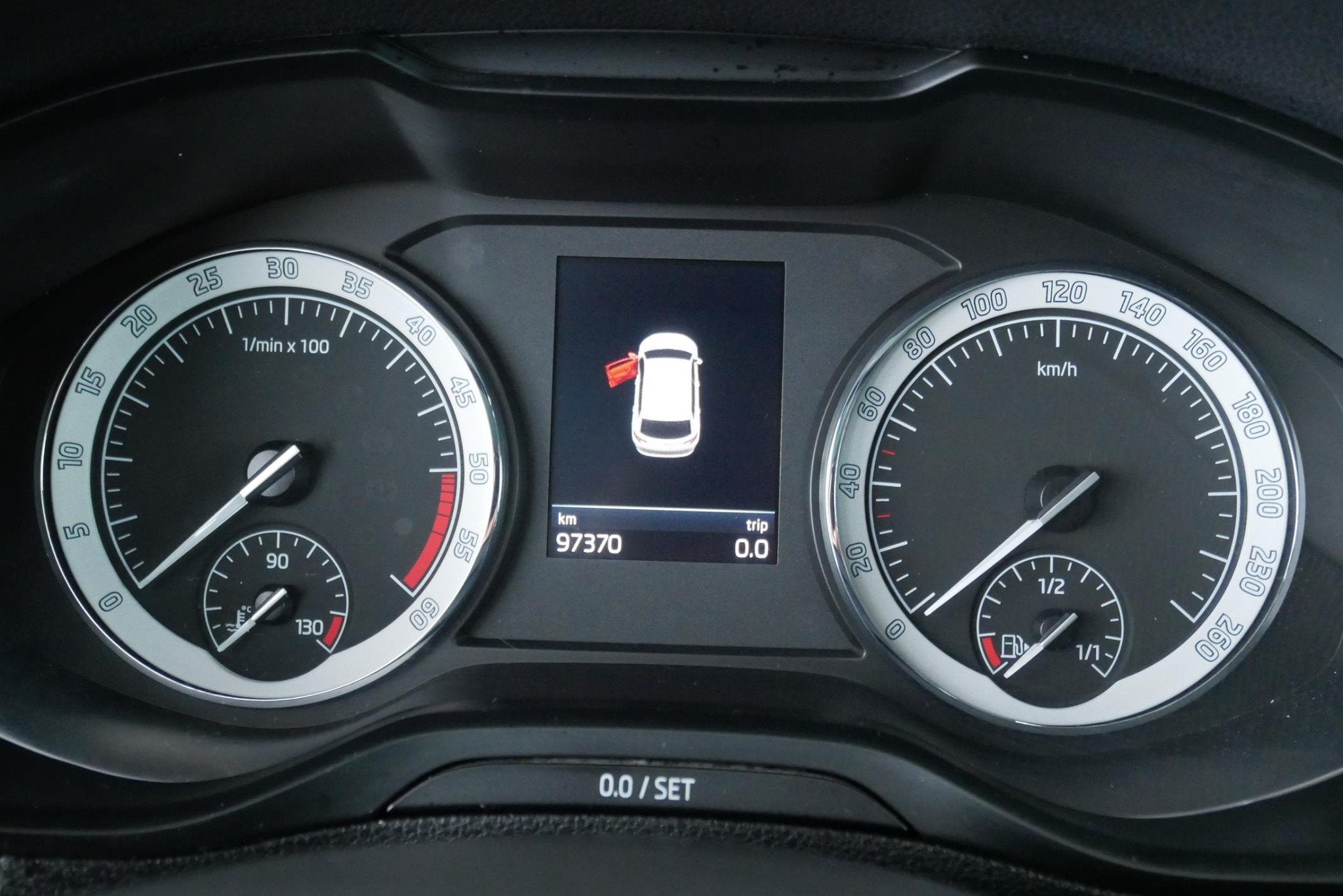 (1WFJ216) Skoda Karoq, Karoq, Bedrijf, 5 deurs, Multifunctioneel stuurwiel