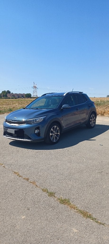 Kia stonic, Auto's, Kia, Zwart, Blauw, Leder, 5 deurs