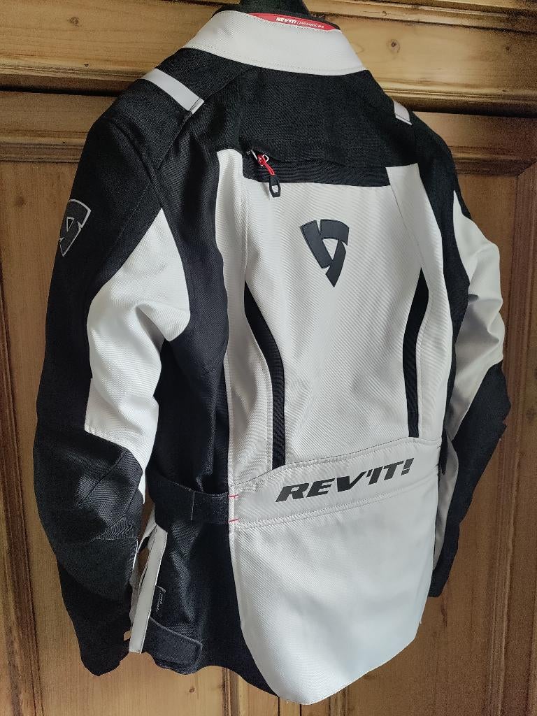 Dames motorjas Rev'it! Voltiac 3 H2O maat 40, Motoren, Ophalen, Jas | textiel, Nieuw zonder kaartje, Dames