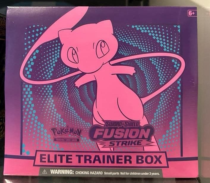 Fusion strike elite trainer box, Ophalen of Verzenden, Zo goed als nieuw