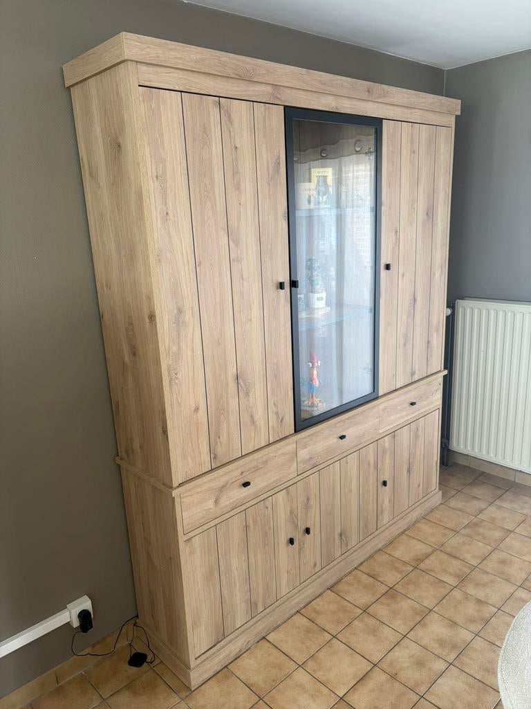 Complete eetkamer voor 1300 euro, Ophalen, Zo goed als nieuw