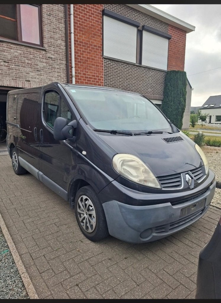 Renault Trafic, Autos, Camionnettes & Utilitaires, Entretenue par le concessionnaire, Noir, Diesel, Particulier