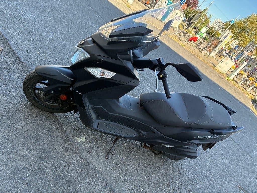 Scooter SYM Joymax Z 125, Vélos & Vélomoteurs, Autres modèles, 125 cm³, Comme neuf, Enlèvement