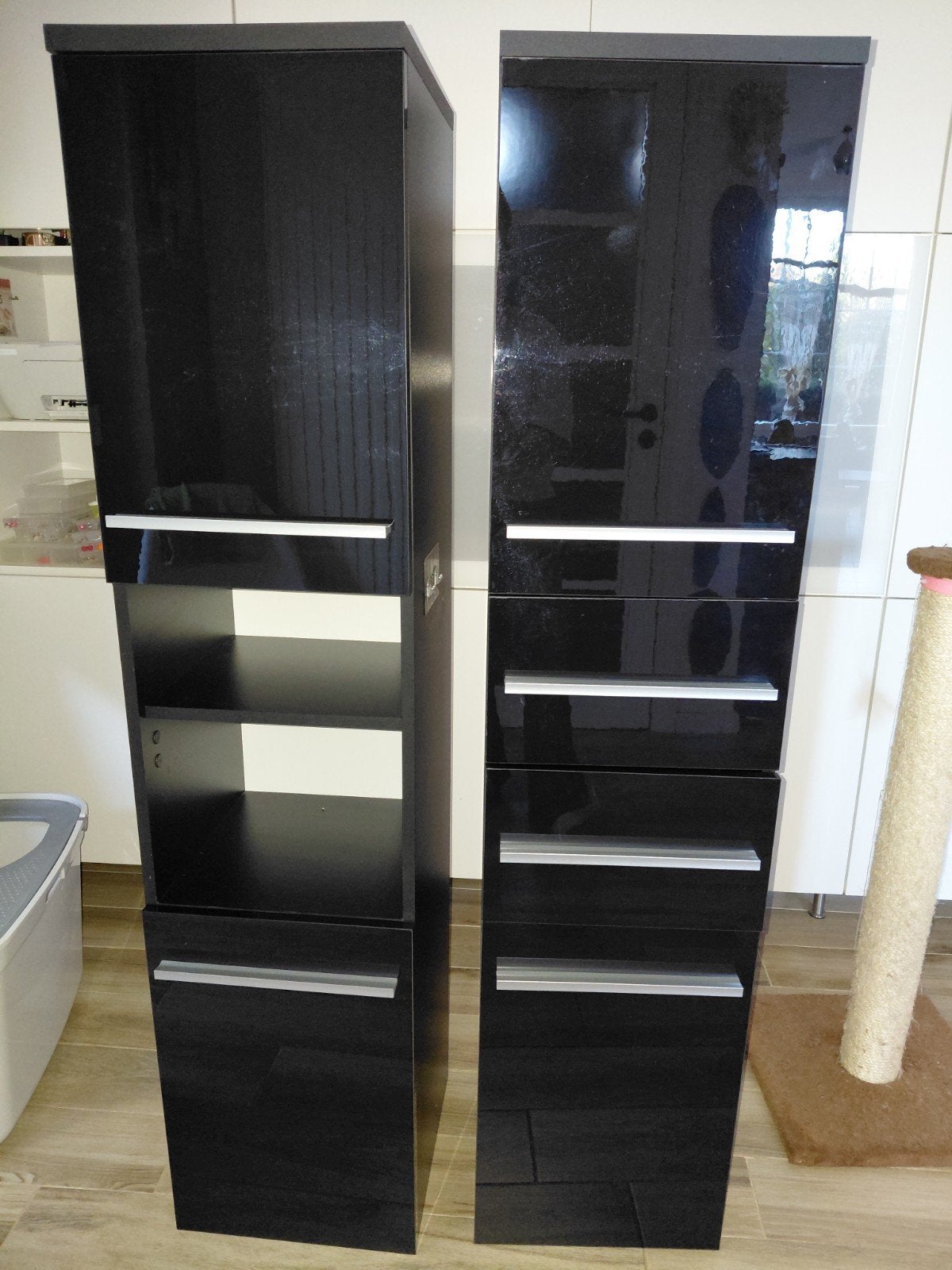 badkamerkast. 2 stuks., Ophalen, (Half)hoge kast, Minder dan 50 cm, Gebruikt