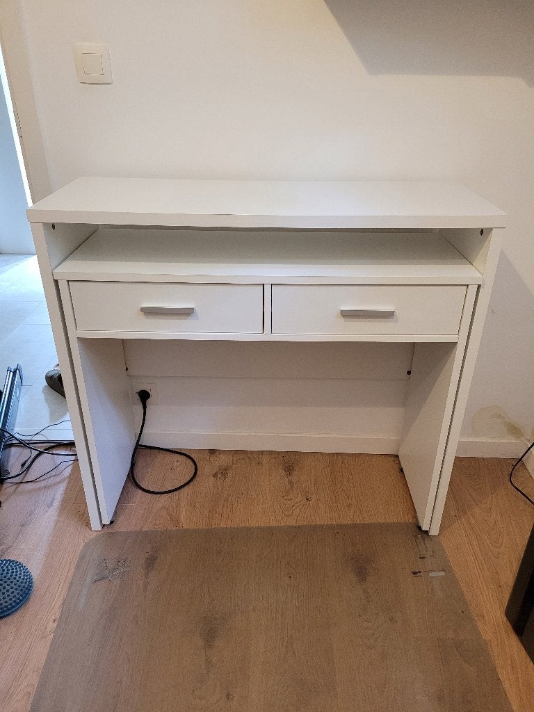 Bureau, Ophalen, Gebruikt, Spaanplaat of MDF, Met wielen