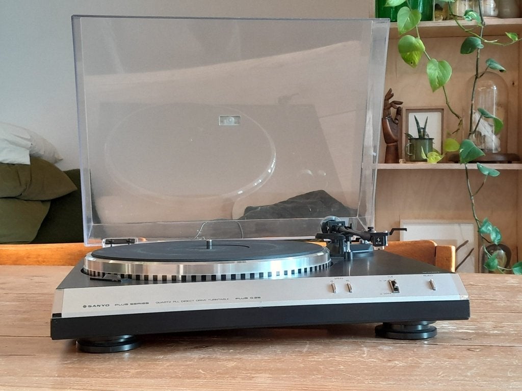 Sanyo Plus Q25 Quartz PLL Direct Drive, TV, Hi-fi & Vidéo, Tourne-disques, Utilisé, Tourne-disque, Autres marques, Enlèvement