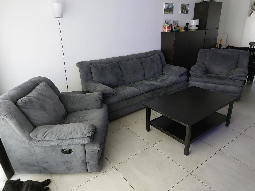 drie zit + twee verstelbare 1 zit banken en salontafel, Huis en Inrichting, Ophalen, Gebruikt, 100 tot 125 cm, Rechte bank