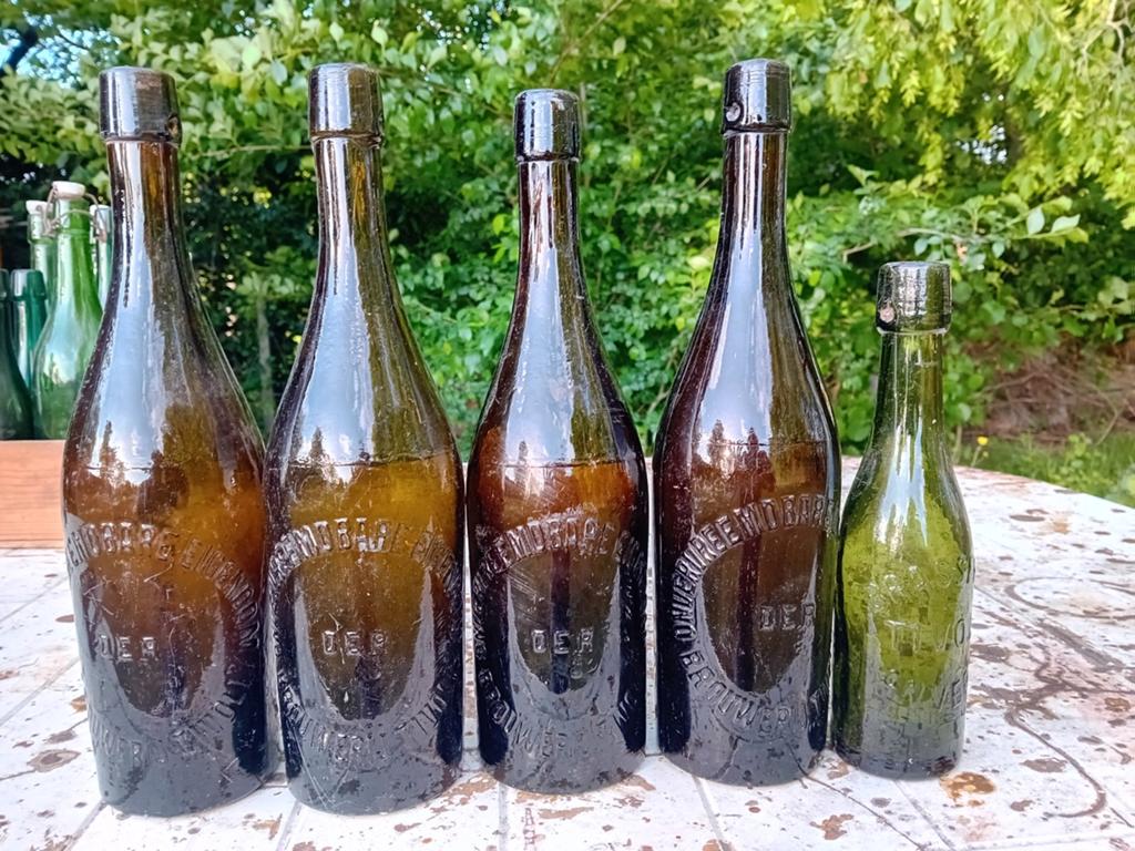 Oude vintage bierflessen brouwerij Tivoli Antwerpen, Ophalen of Verzenden