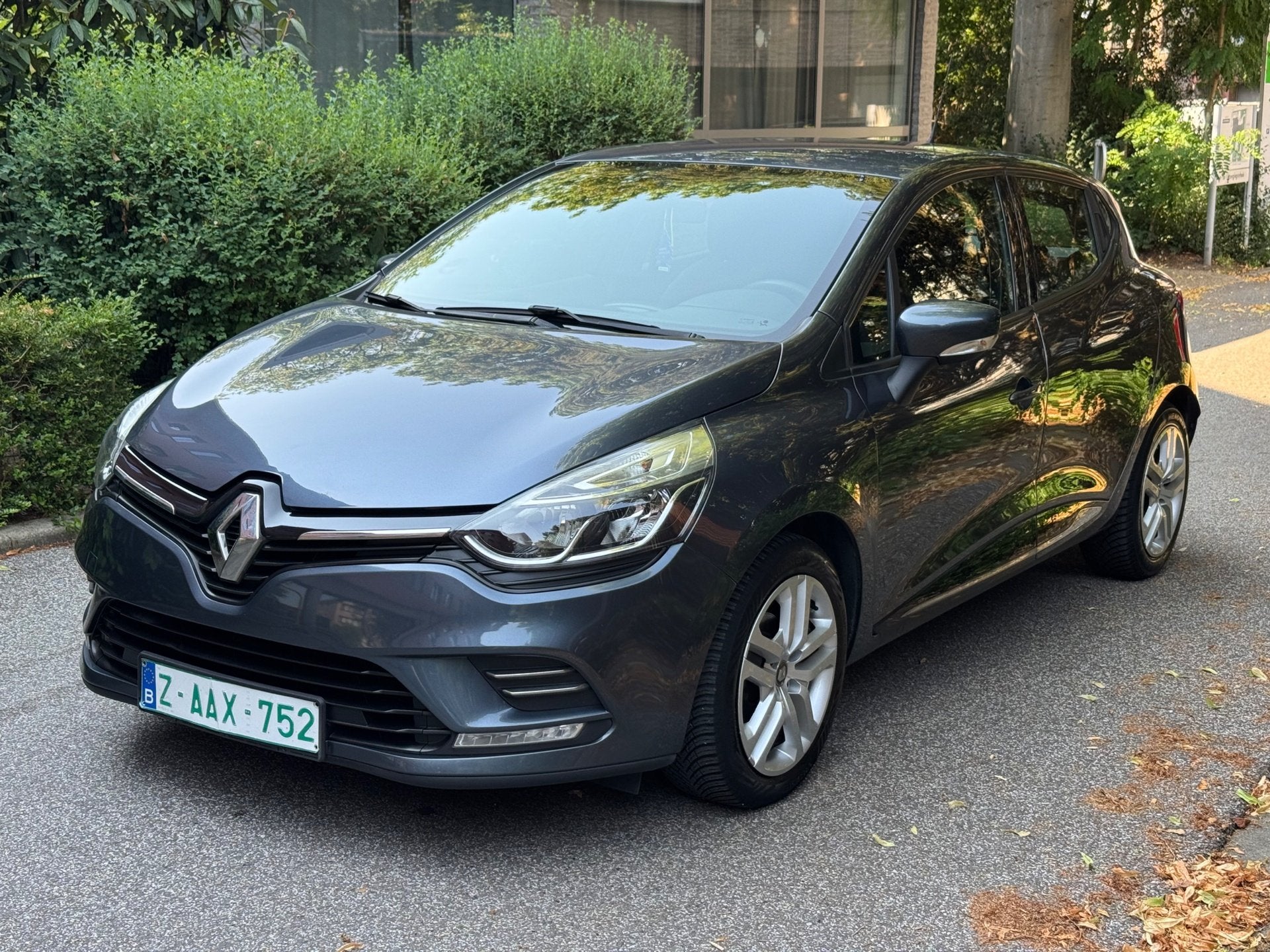 Renault Clio, Auto's, Stof, Gebruikt, 4 cilinders, https://public.car-pass.be/vhr/1b89abb1-7f01-4b7c-99e3-a5455cecdb92