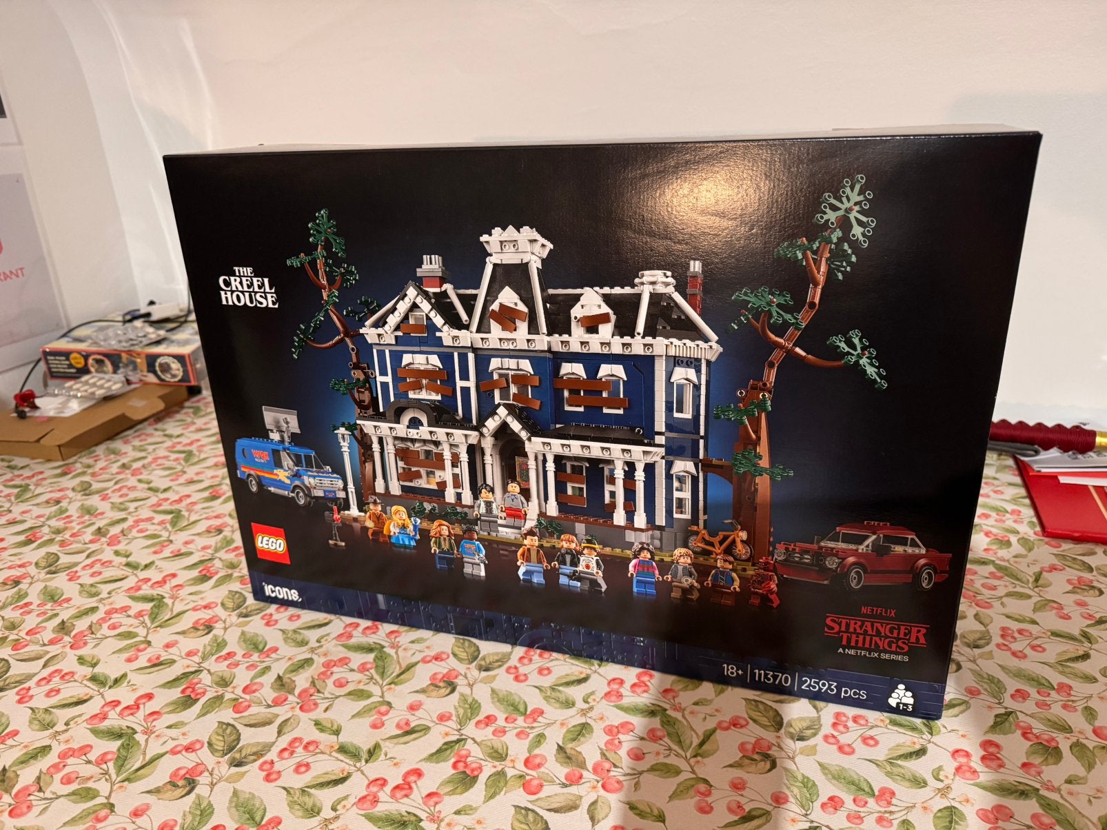Lego Icons Stranger Things: Het Creelhuis — set 11370, Kinderen en Baby's, Speelgoed | Duplo en Lego, Ophalen, Lego, Zo goed als nieuw