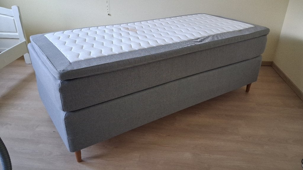 Boxspring - bed, Huis en Inrichting, Ophalen, 90 cm, Eenpersoons, Zo goed als nieuw