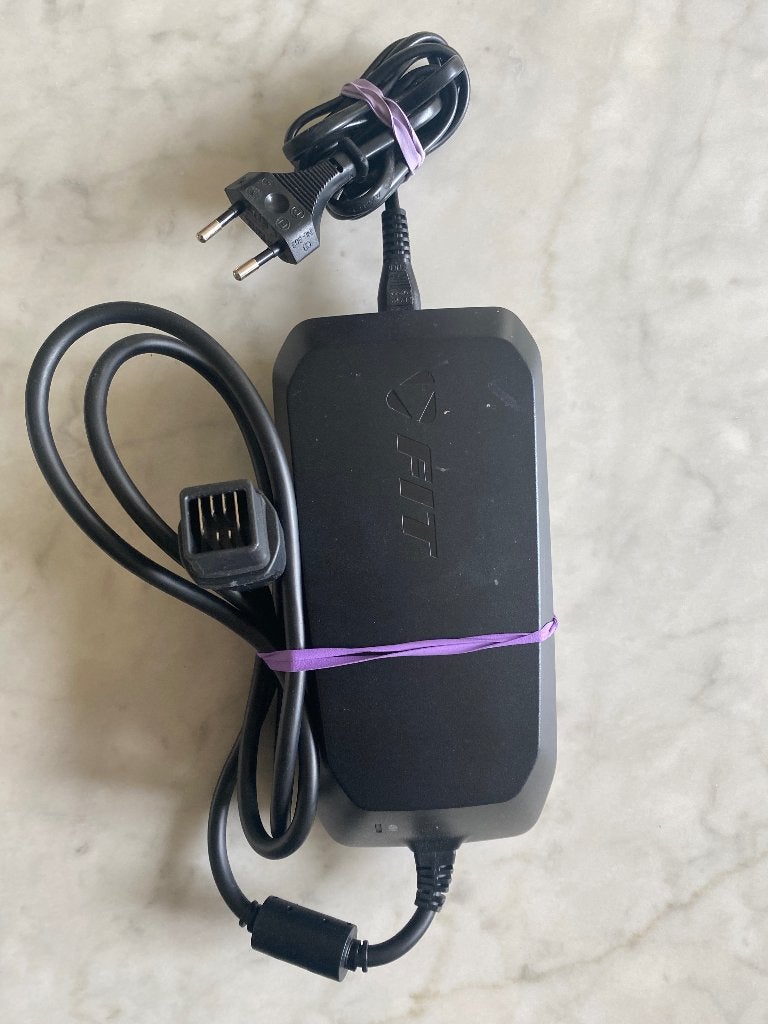 Oplader/ FIT fast charger 48V, Vélos & Vélomoteurs, Vélos électriques, Comme neuf, Enlèvement