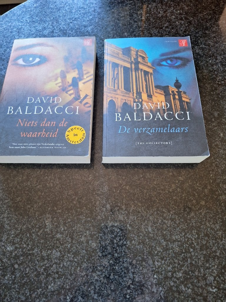 David Baldacci: "Niets dan de waarheid" en "De Verzamelaars", Ophalen of Verzenden, Zo goed als nieuw, David Baldacci