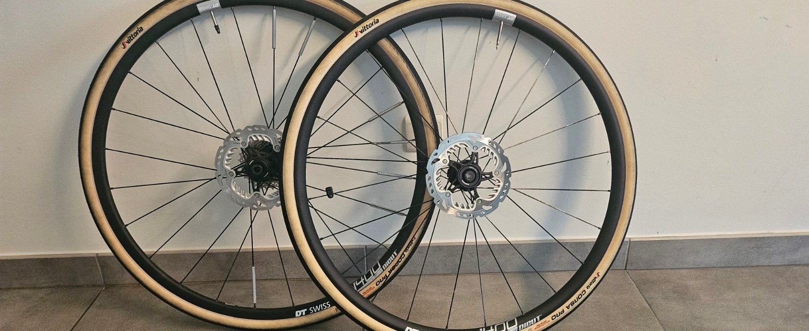 DT Swiss PR 1400 DICUT DB achterwiel (DT 240 naaf) + Ultegra, Fietsen en Brommers, Wiel, Gebruikt, Dt Swiss 240, Ophalen of Verzenden