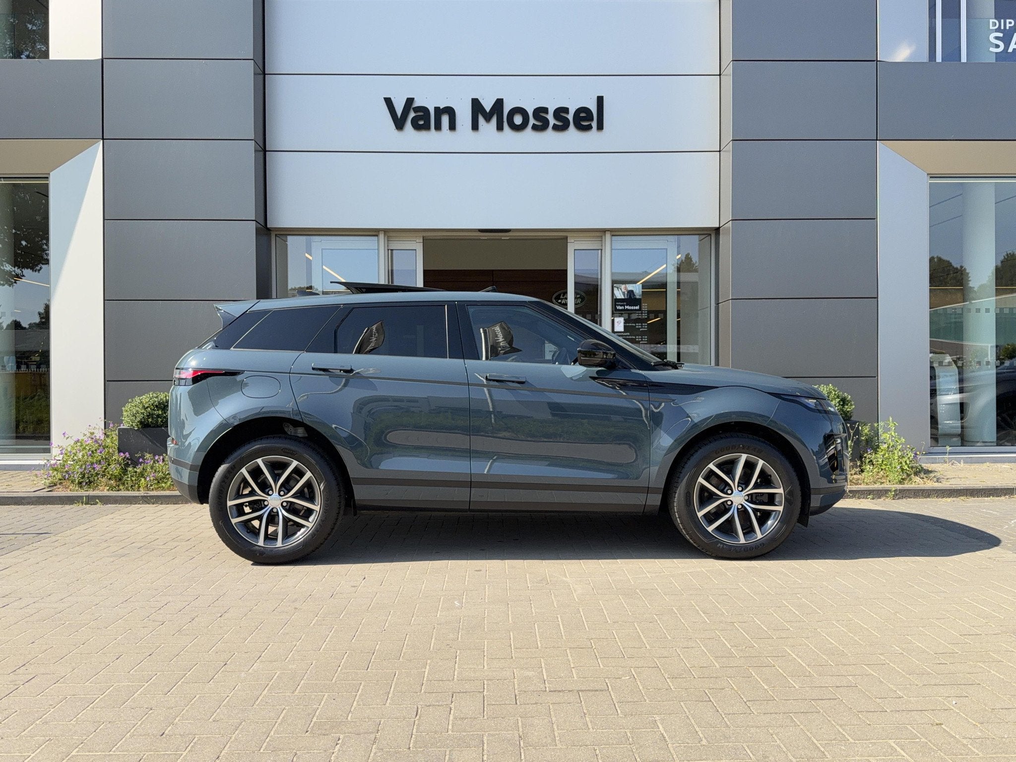 Land Rover Range Rover Evoque P160 S FWD Auto. 26.5MY, Zwart, 1495 cc, Blauw, Leder