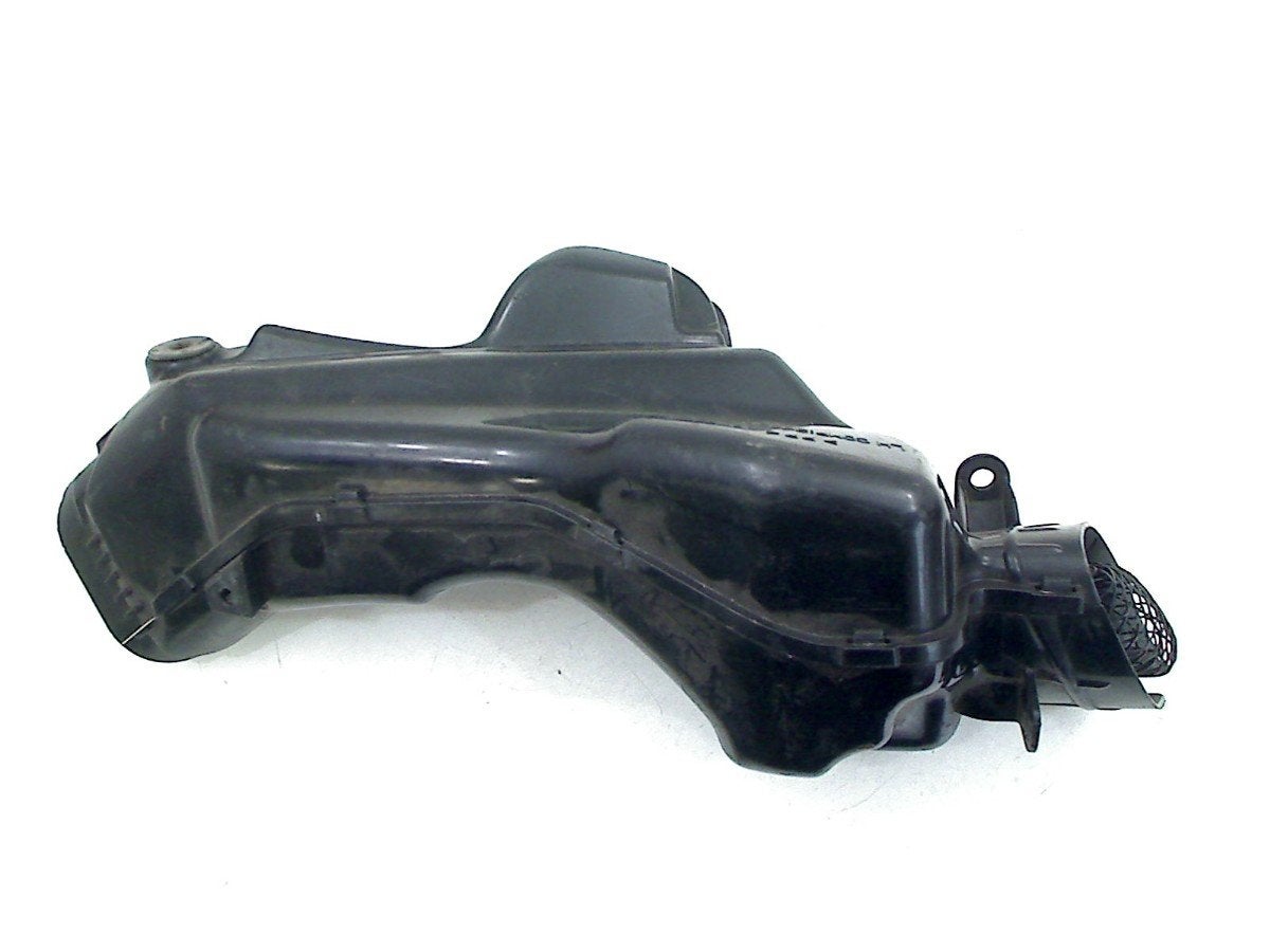 LUCHTINLAAT LINKS GSX R 1000 2007-2008 (GSXR1000 K7 / K8), Motoren, Suzuki Deutschland GmbH, Gebruikt, Kontakt@suzuki.de, Suzuki-Allee 7
64625  Bensheim, DE