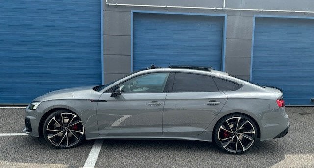Audi A5 Competition exclusive, Autos, Audi, Particulier, A5, Caméra 360°, ABS, Caméra de recul, Phares directionnels, Régulateur de distance