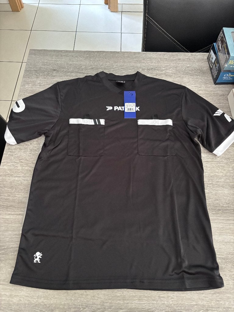 Maillot football arbitre, Sports & Fitness, Taille M, Enlèvement ou Envoi, Neuf, Maillot