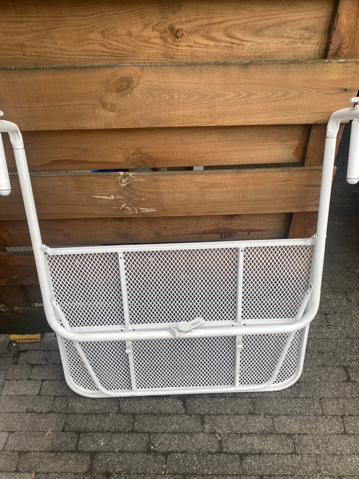 IJzeren balkon tafeltje, Ophalen, Zo goed als nieuw