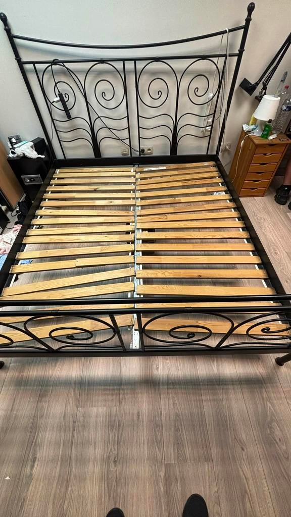 Bed met matras, Enlèvement, Utilisé, 180 cm, Deux personnes