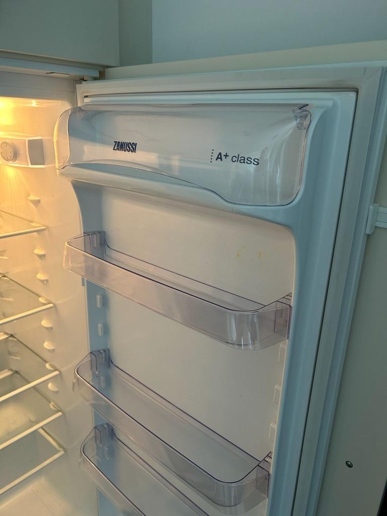 Keuken apparaten : Zanussi, Autres marques, Autres types, Comme neuf, Autres matériaux