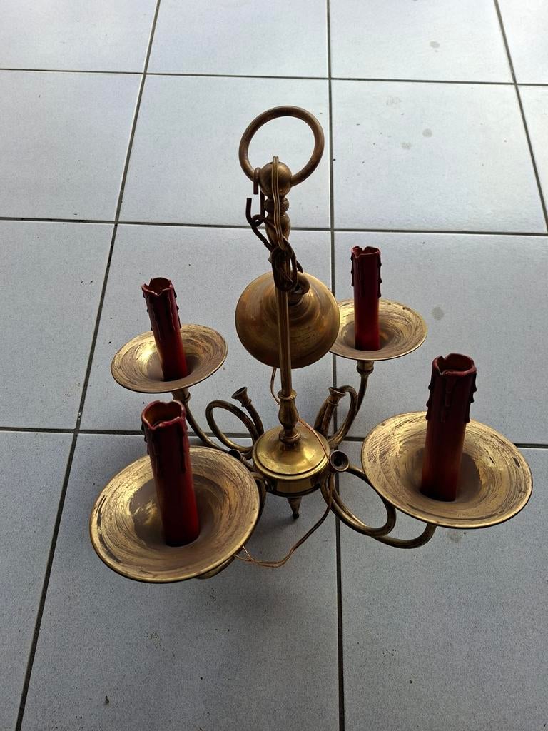 Oude luster lampen, Ophalen