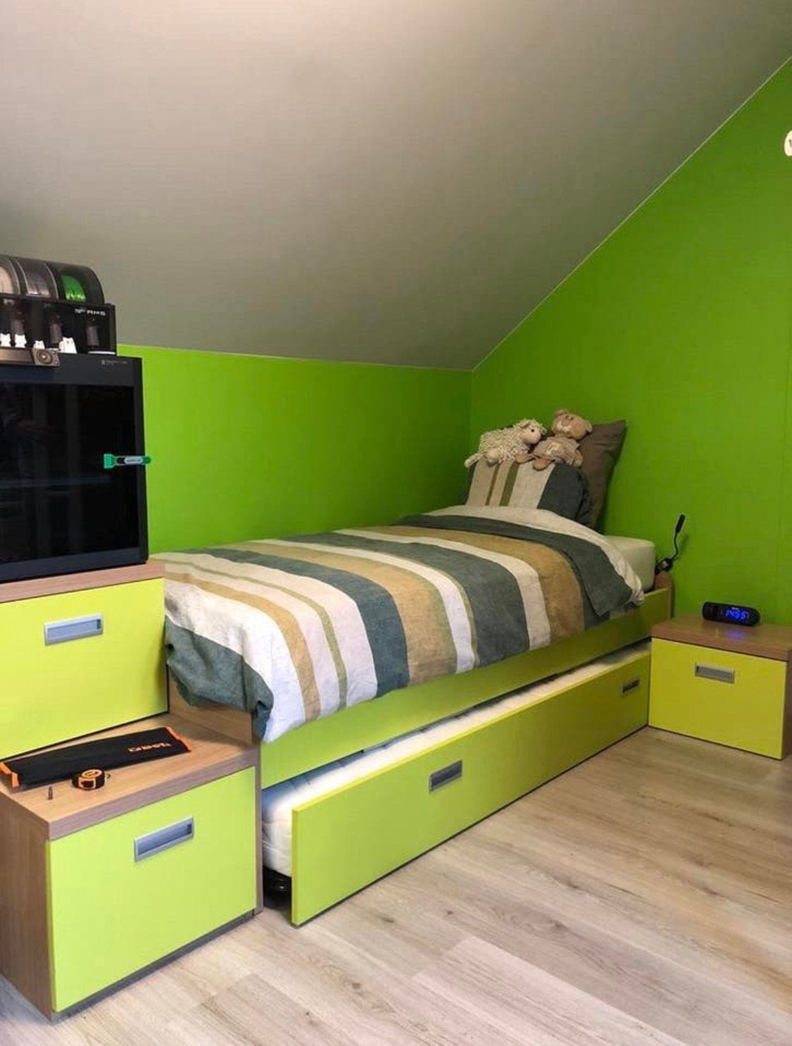 1 persoonsslaapkamer, 2 bedden, trapje en kleerkasten, Maison & Meubles, Chambre à coucher | Chambres à coucher complètes, Utilisé