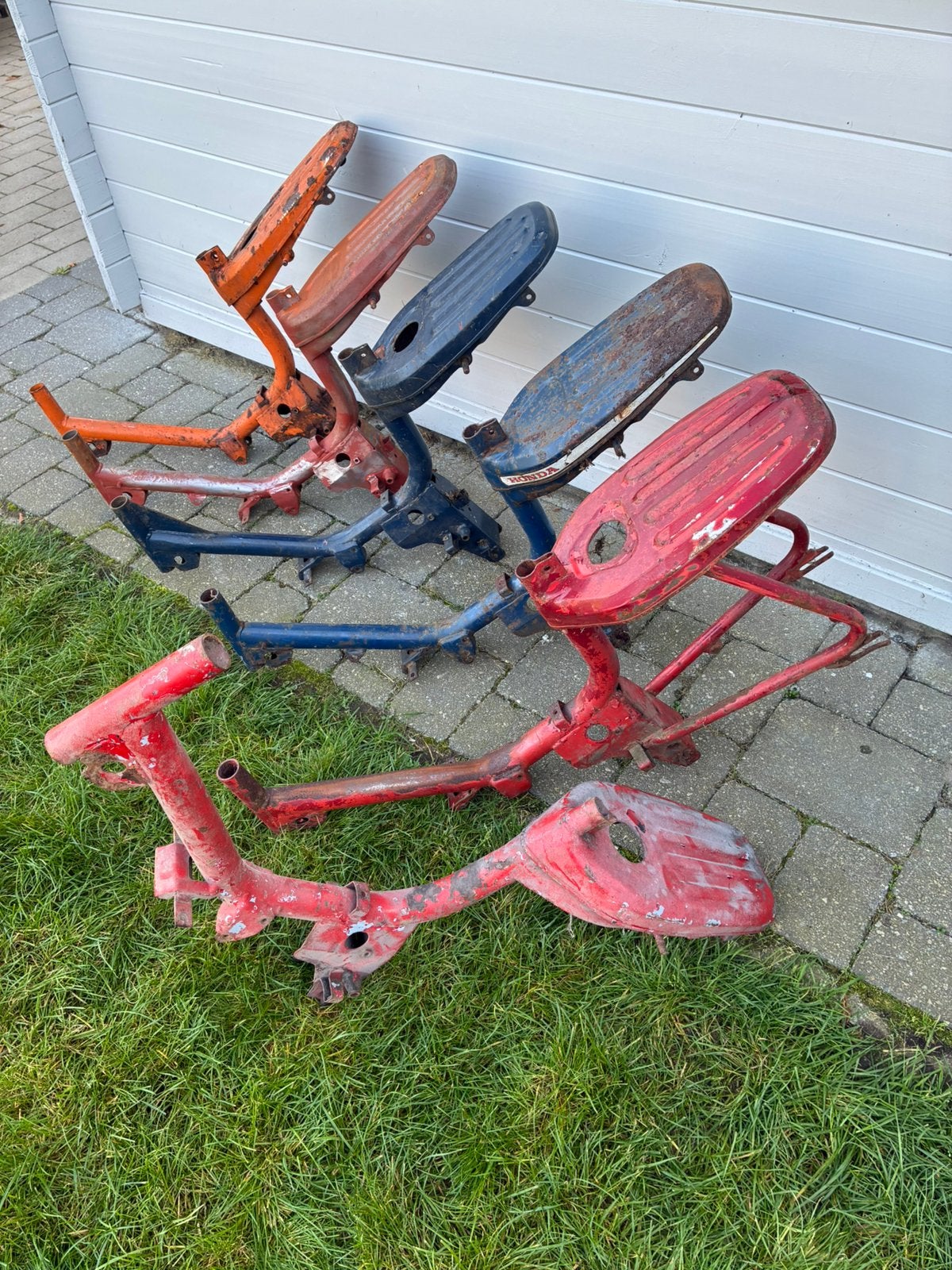 Honda amigo/novio frames, Fietsen en Brommers, Ophalen, Zo goed als nieuw