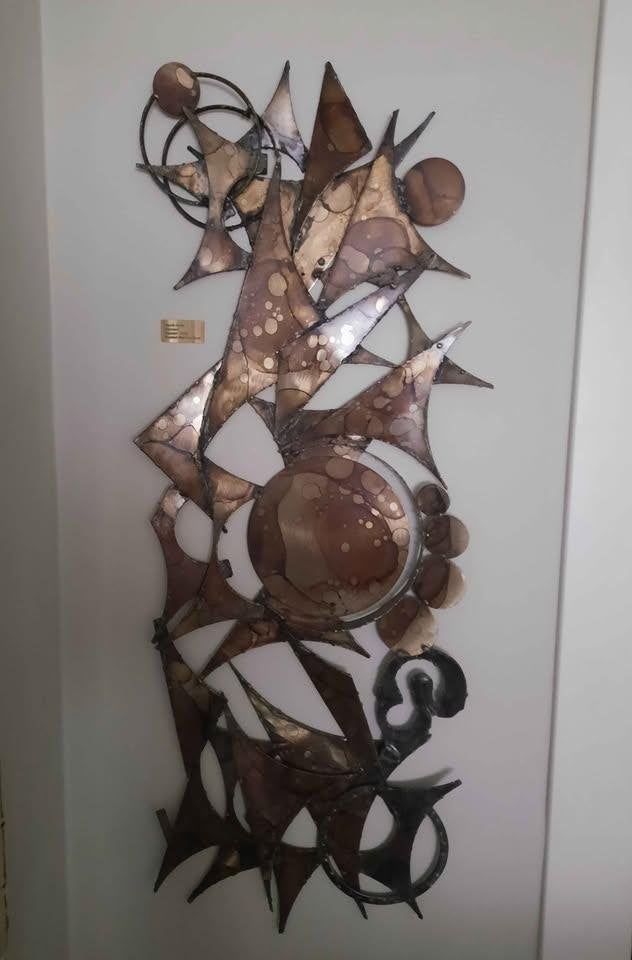 Wandsculptuur van Deense Kunstenaar, Métal, Sculpture murale, Comme neuf, Enlèvement