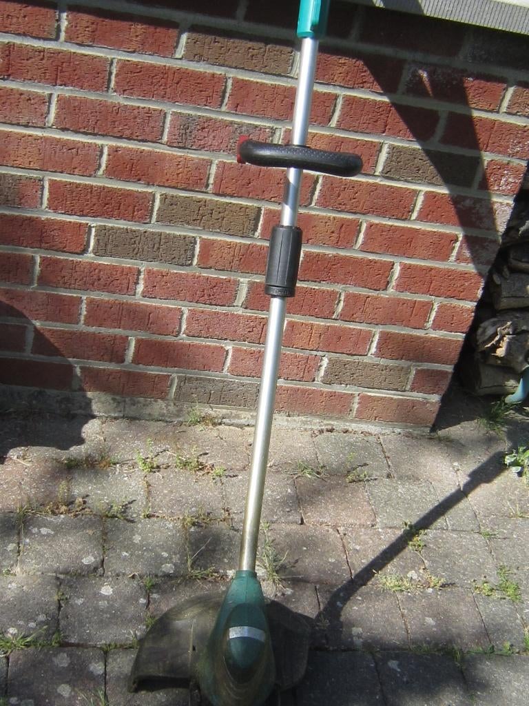 DEBROUSAILLEUSE, Jardin & Terrasse, Débroussailleuses, Enlèvement, Utilisé, Batterie