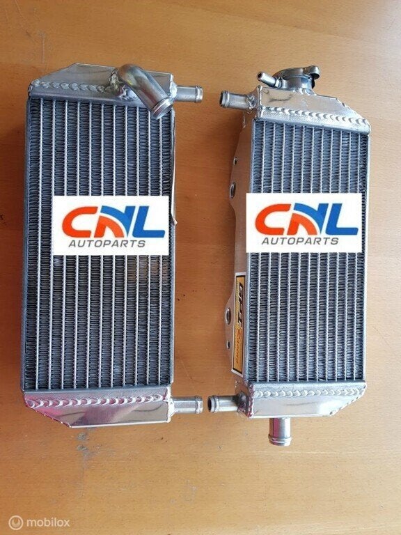 Radiateur Suzuki RM250 RM 250 2001-2008 02 03 04 05 06 07, Nieuw, Ophalen of Verzenden