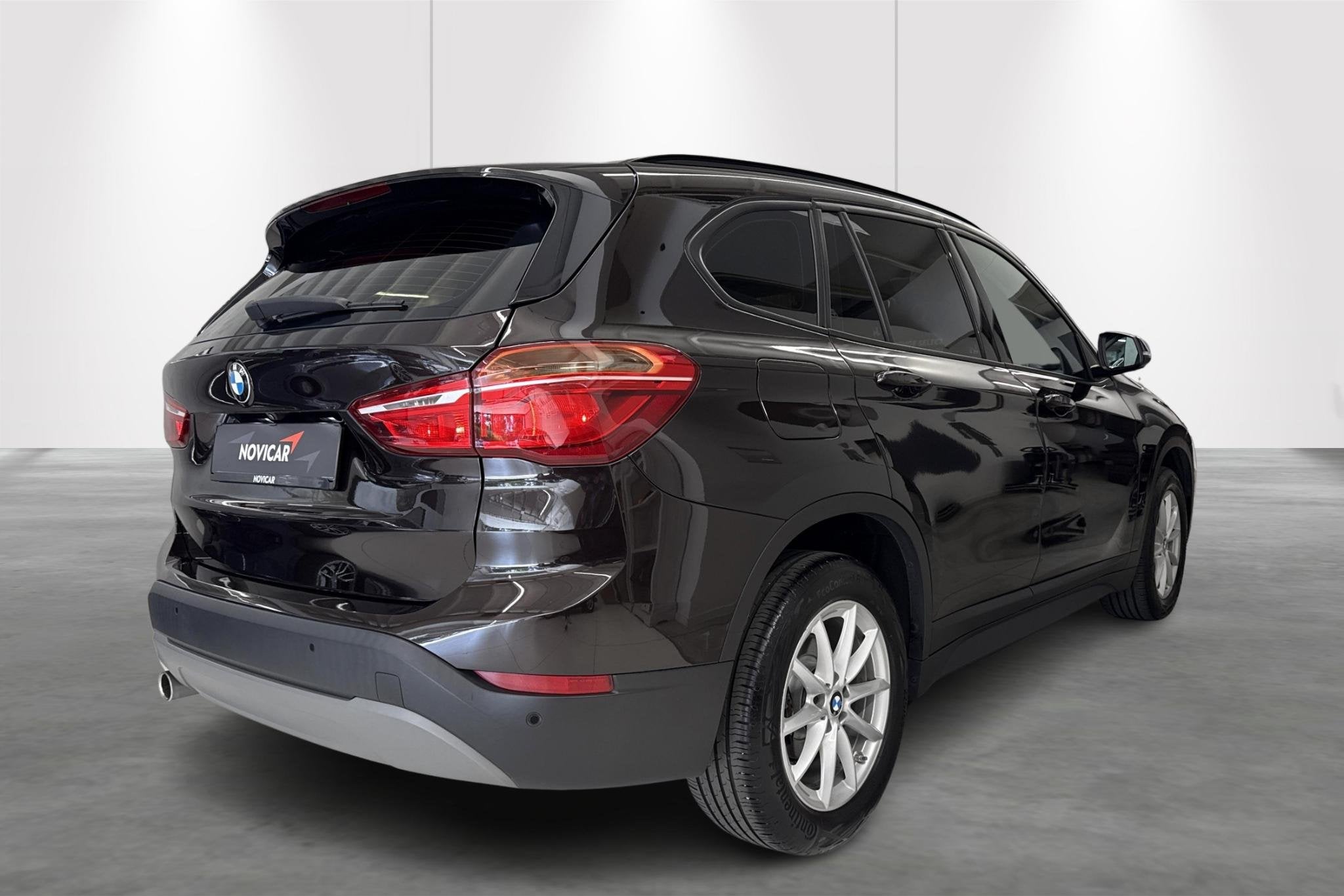 BMW X1 sDrive18iA (103 kW), Auto's, BMW, Automatische klimaatregeling, Stof, Gebruikt, Bruin