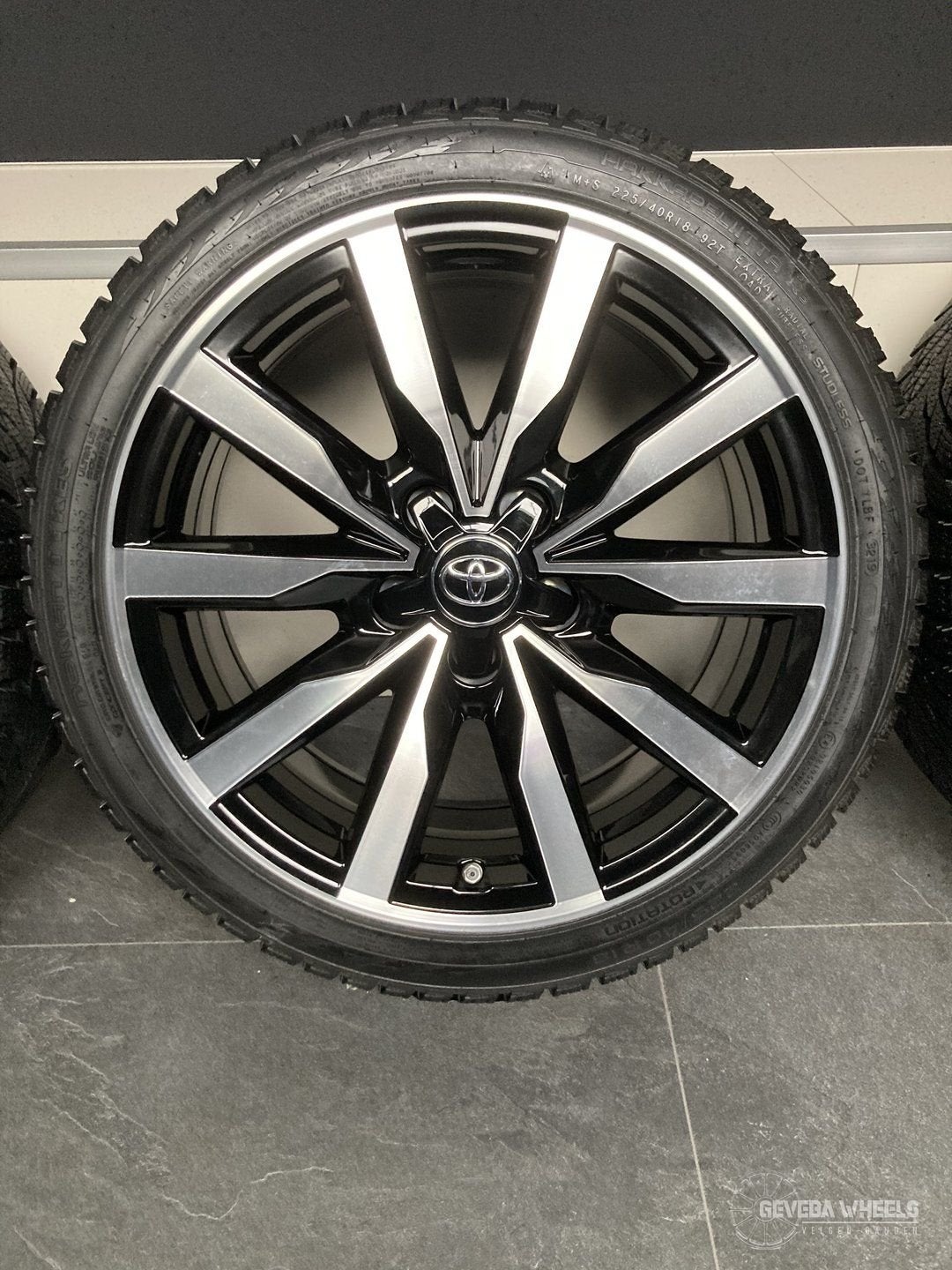 18” originele Toyota Corolla XII E210 velgen + winterbanden, Pneus et Jantes, Pneus hiver, Véhicule de tourisme, -