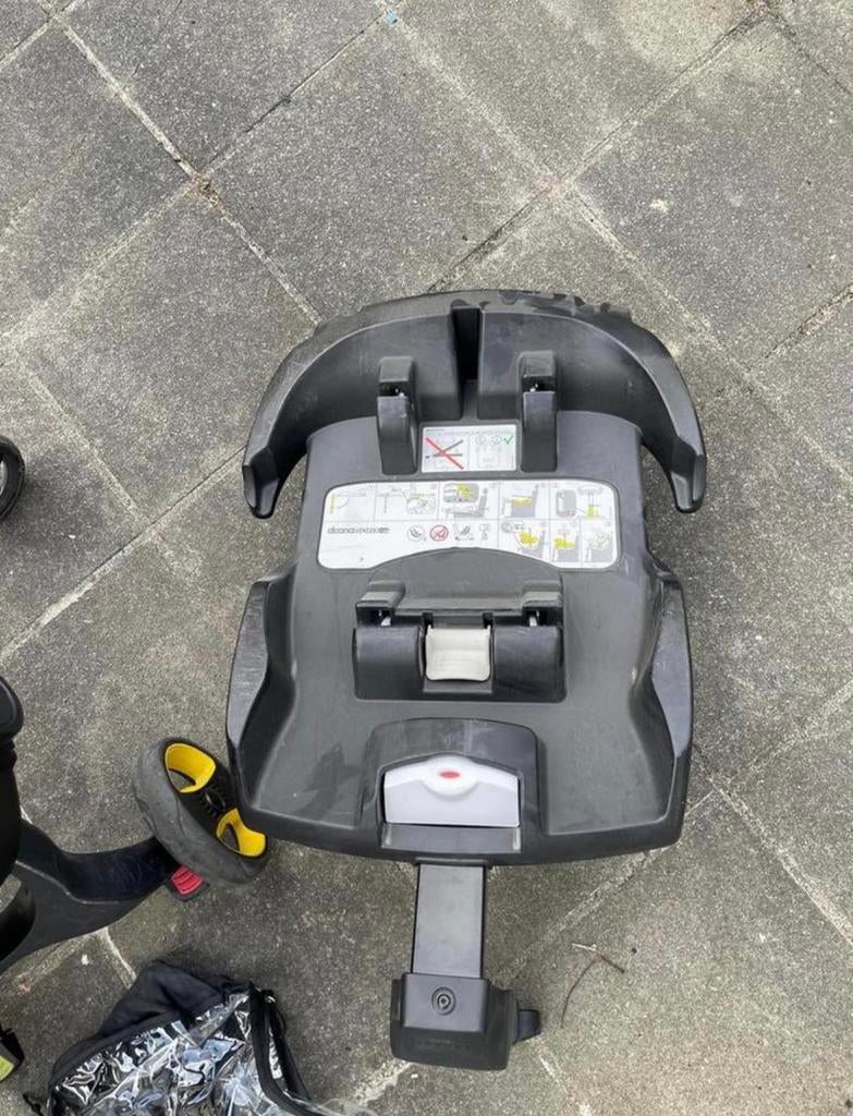 Isofix doona +, Kinderen en Baby's, Autostoeltjes, Ophalen, Zo goed als nieuw, Isofix