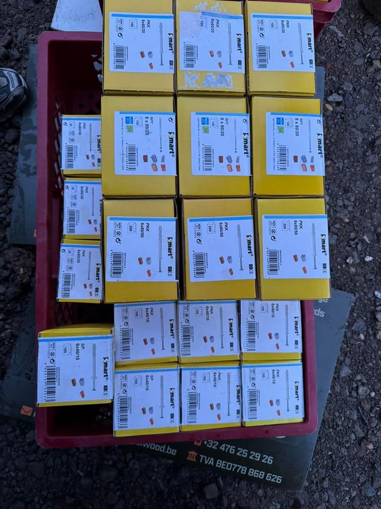 Chevilles a frapper / goujons a 2 filets / vis autoforantes, Enlèvement