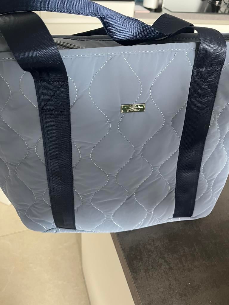 Beau sac de transport pour femme (HV-POLO) 15,00€, Enlèvement