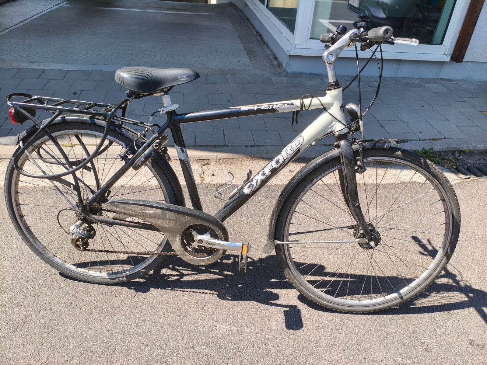 Fiets inclusief slot en fietspomp / Bike, lock & air pump, Fietsen en Brommers, Ophalen