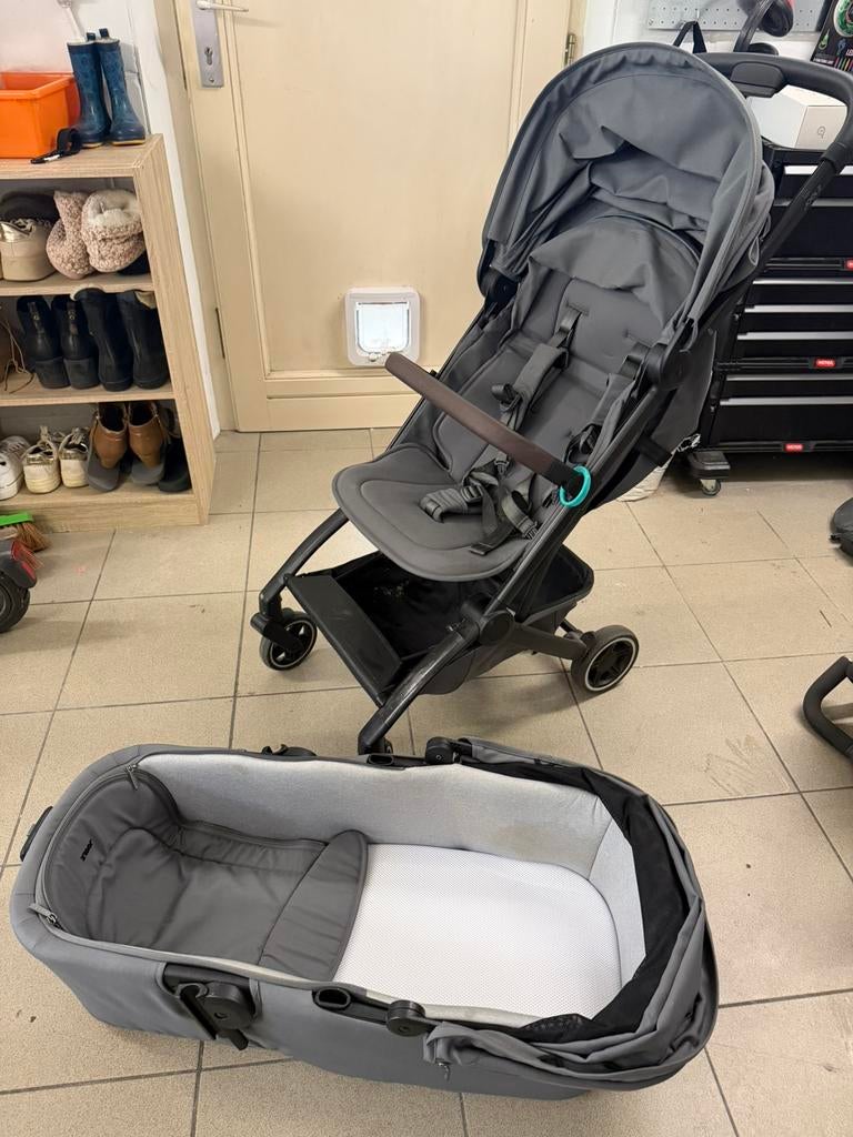 Joolz Aer buggy met reiswieg – compacte premium reisbuggy, Kinderen en Baby's, Ophalen, Zo goed als nieuw