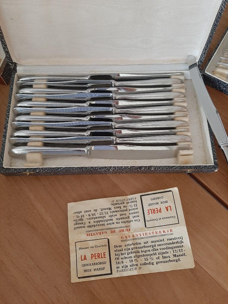 Coutellerie vintage, Enlèvement