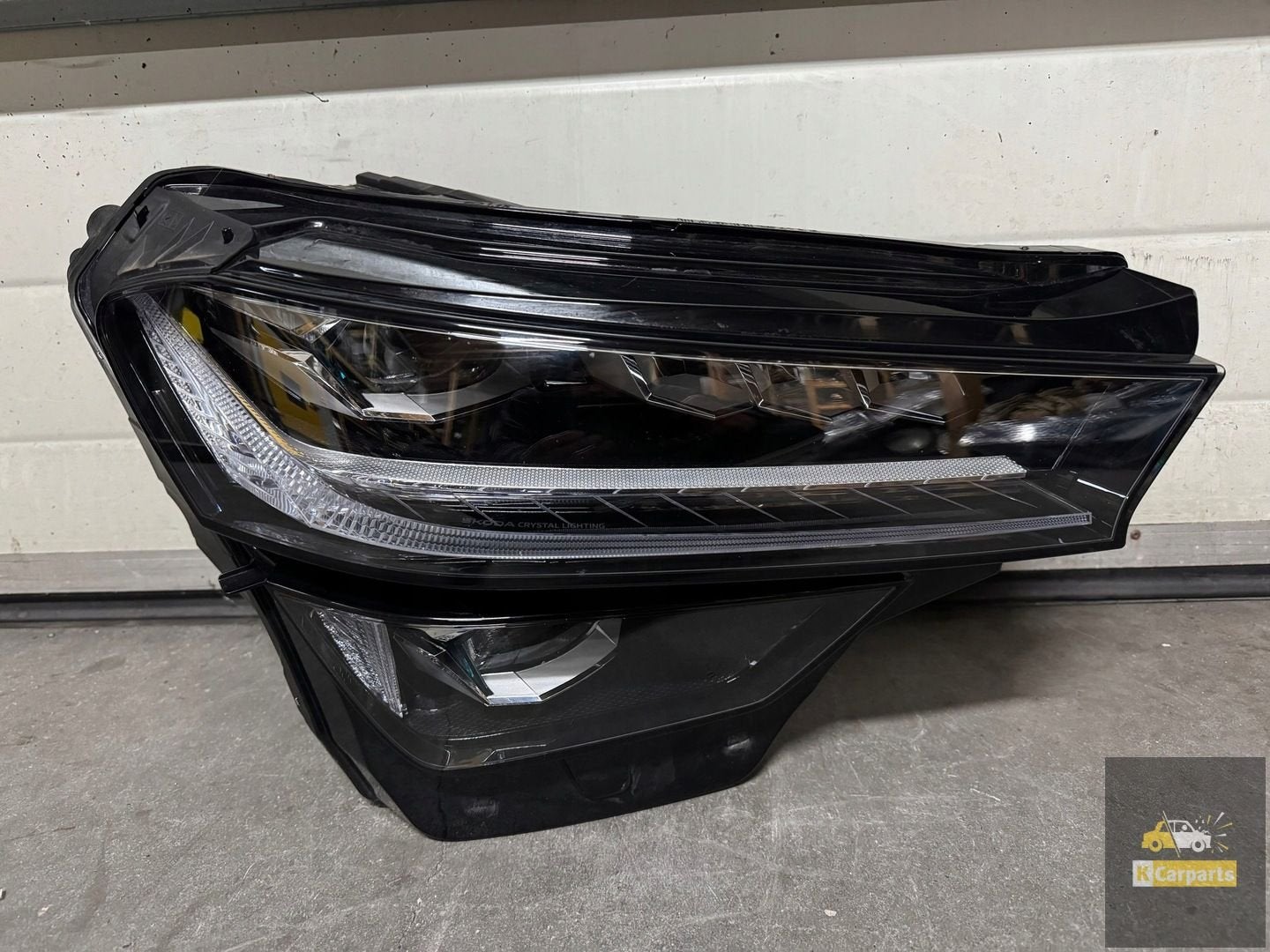 57H941036A, Phare avant droit enti rement LED pour Skoda Kod, Infoline@skoda-auto.cz, Tr. Vaclava Klementa 869
293 01  Mlada Boleslav, CZ