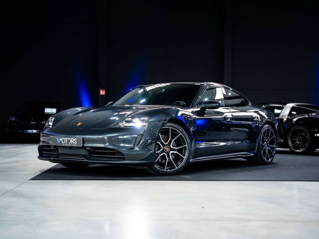 Porsche Taycan 93.4 kWh Taycan - Bose - Pano - Volleder - 36, Automaat, Achterwielaandrijving, Gebruikt, Zwart
