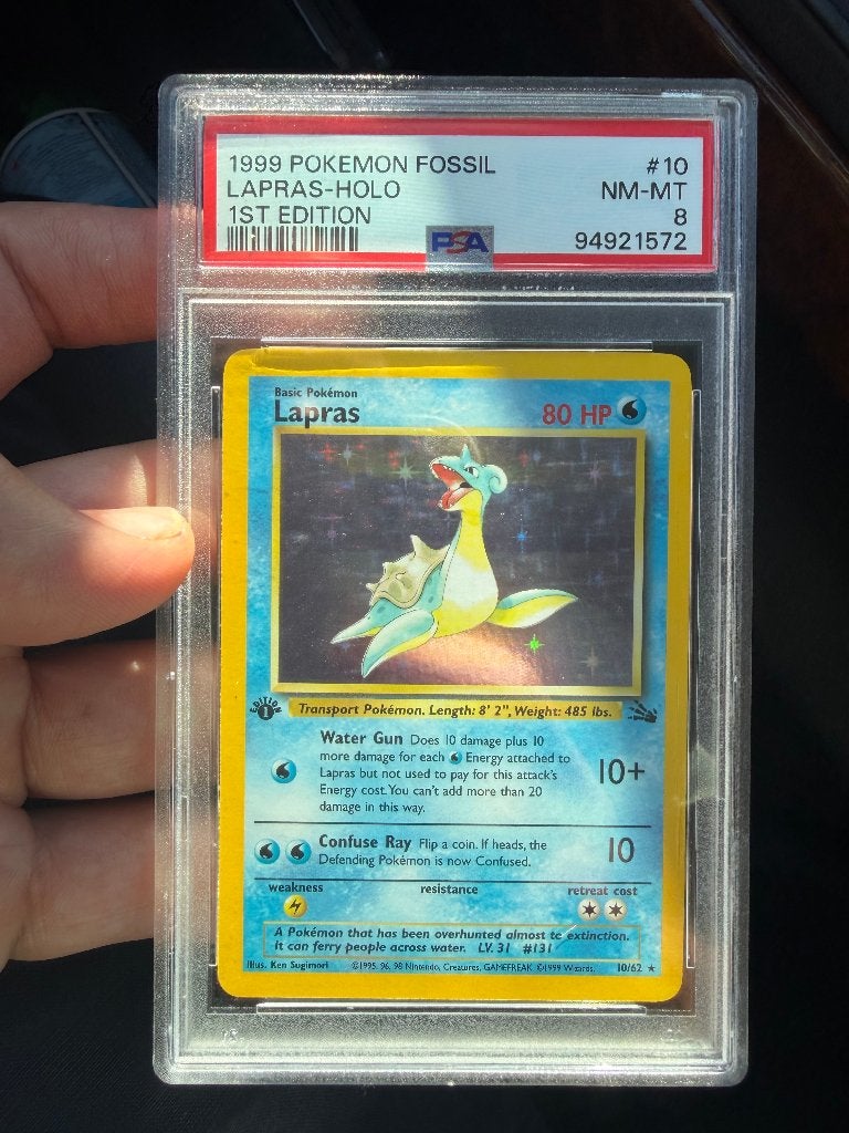 Pokémon Lapras Holo 10/62 Fossil 1ST EDITION 1999 – PSA 8, Hobby en Vrije tijd, Verzamelkaartspellen | Pokémon, Ophalen of Verzenden