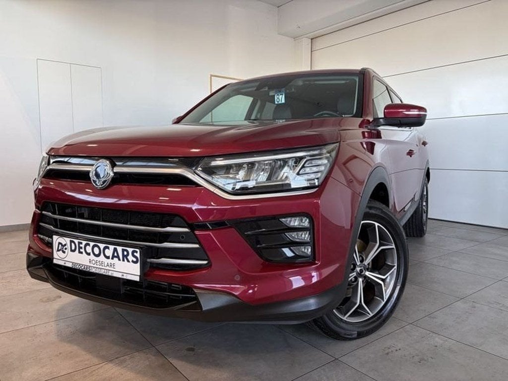 SsangYong Korando Apple Carplay - Android Auto / Camera / L, Rouge, Achat, Boîte manuelle, Noir